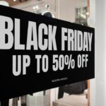 Black,Friday,Sales,Banner,In,A,Shop,Window